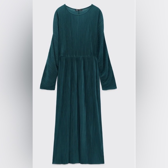 NWOT! ZARA Pleated Plisse Midi Dress - Emerald/Hunter Green, M - Picture 2 of 7
